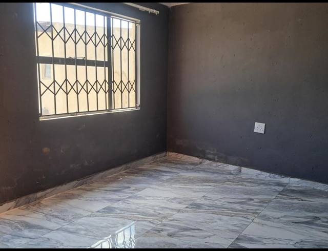 1 BEDROOM PROPERTY TO RENT IN VILLA LIZA